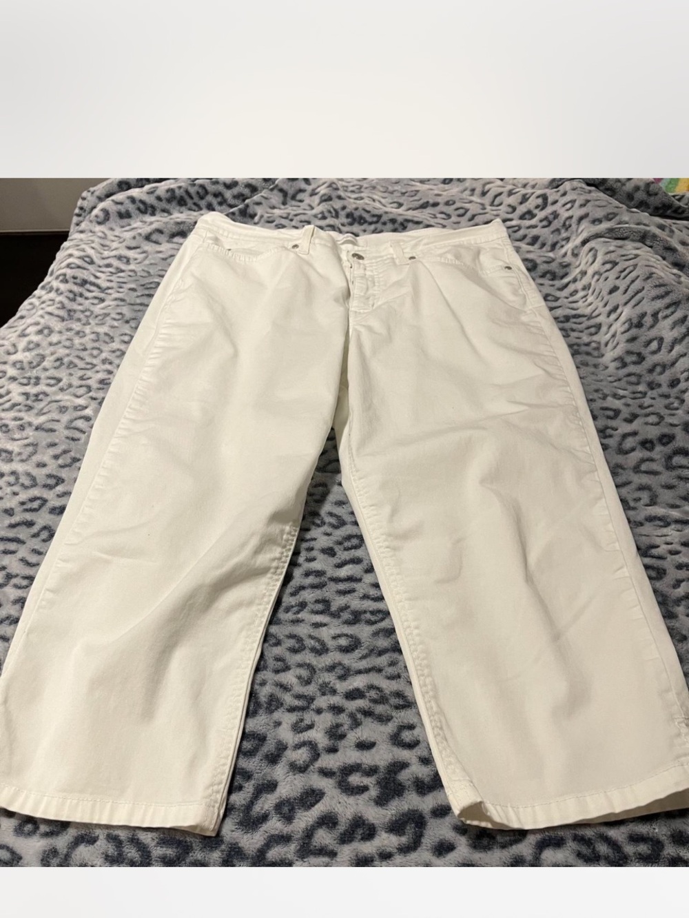 Jacqueline Smith Capri Pants